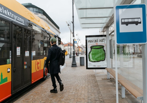 Digitale displays maken abri reclame duurzaam